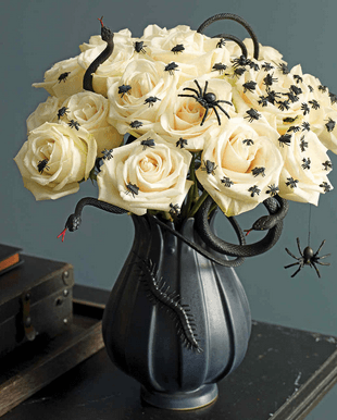 8 Ways To Incorporate Flowers Into Your Halloween Decor