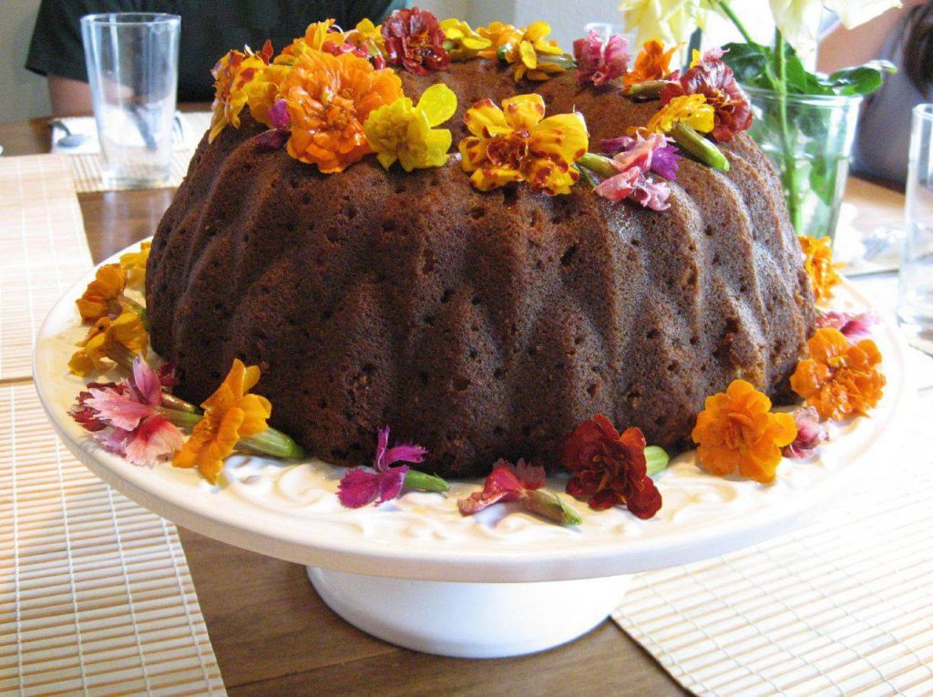 Chocolate cake with marigolds