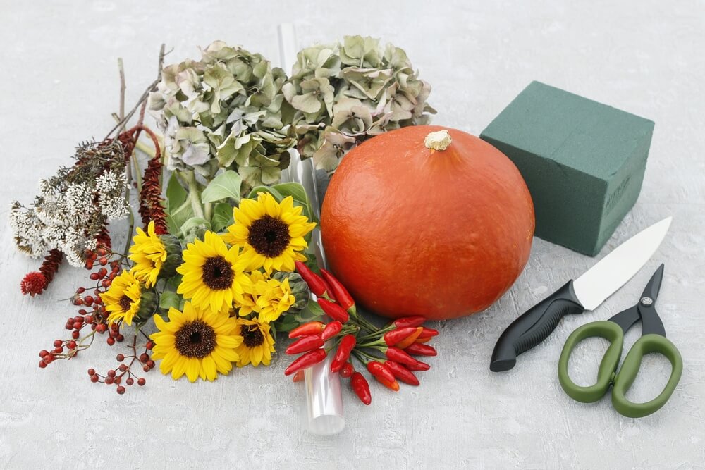 Pumpkin arrangement utencils