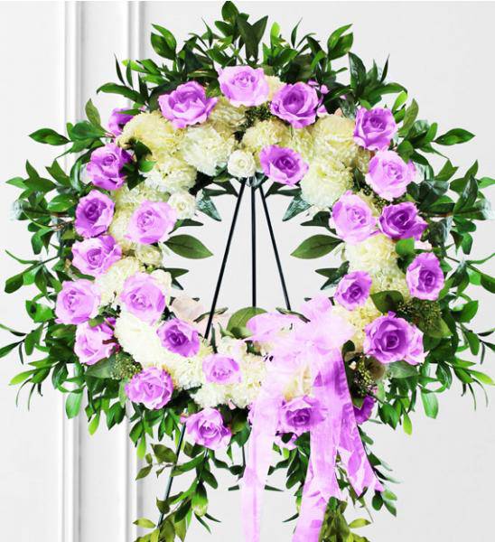Flowers: Lavender Sympathy Wreath - Standard